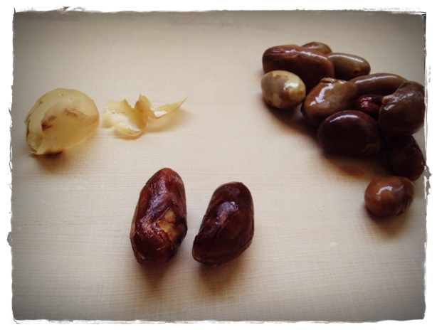 boiled jackfruit seeds