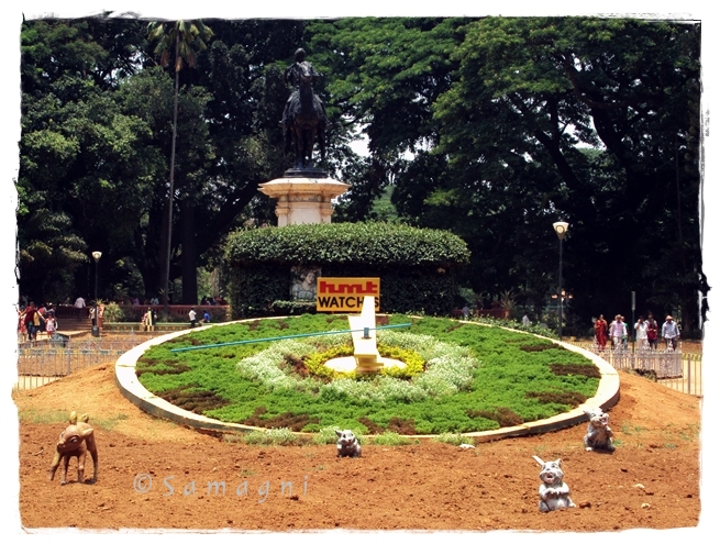 Clock at Lalbagh entrance