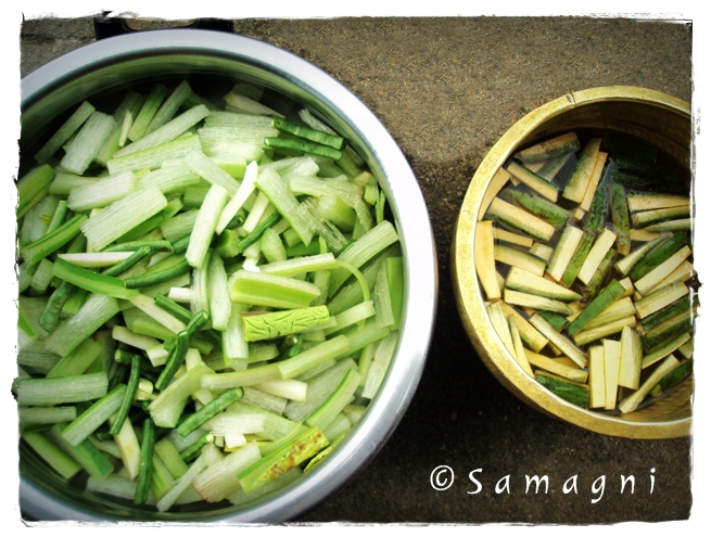 Keep raw banana pieces separately